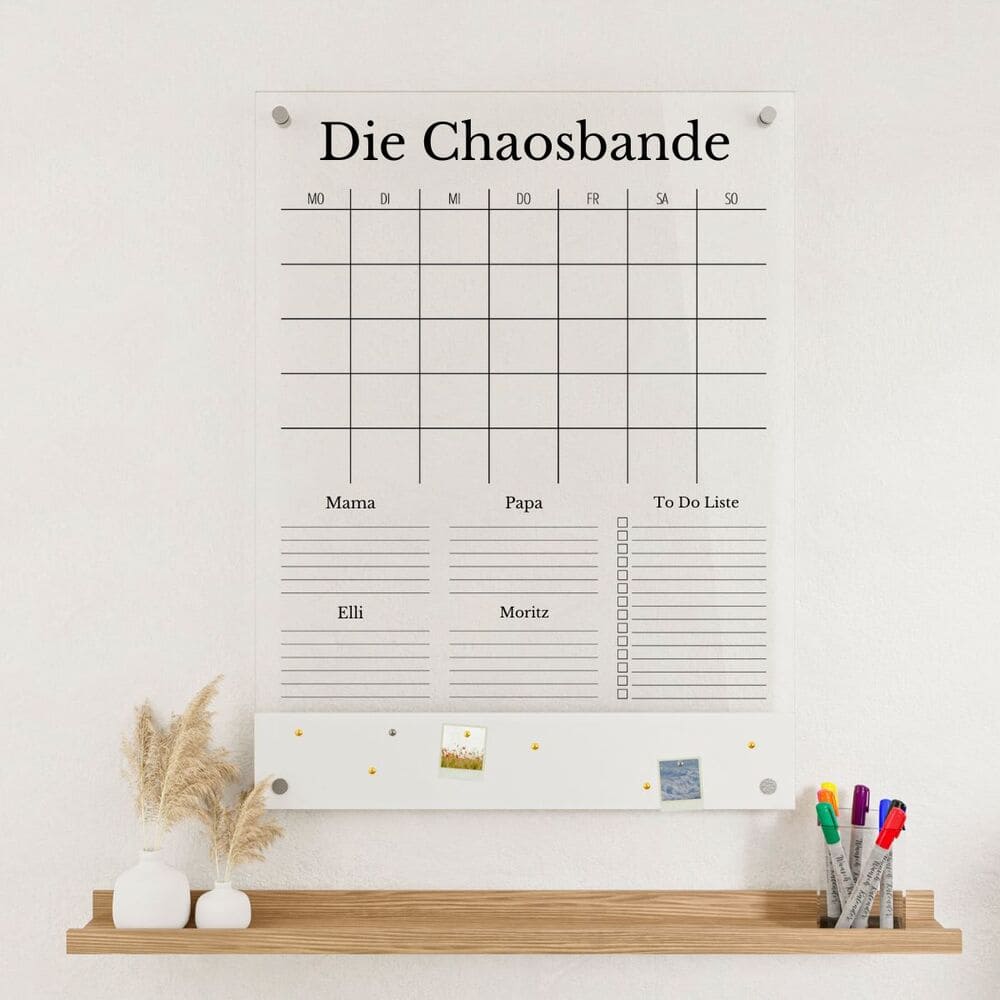 Hochkant Familienplaner für 4 Personen mit Magnetboard