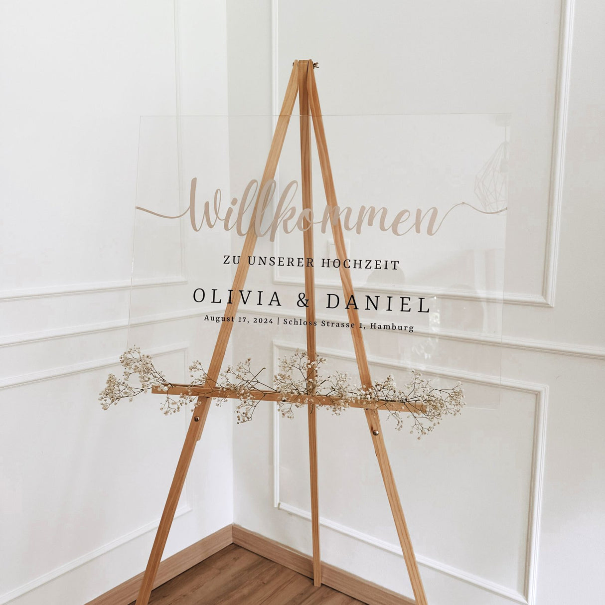 Hochzeitsschild "Weniger ist mehr"