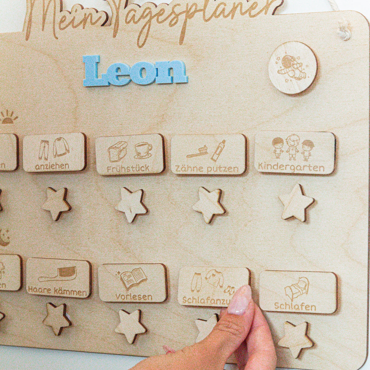 Routinenplaner aus Holz für Morgens und Abends