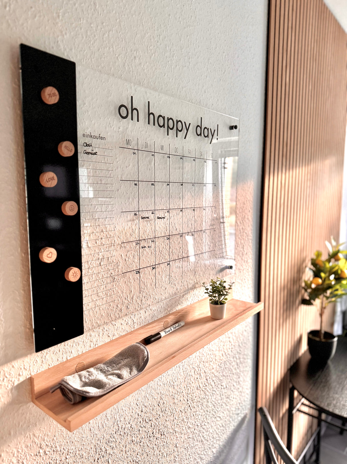 Monatsplaner mit Magnetboard