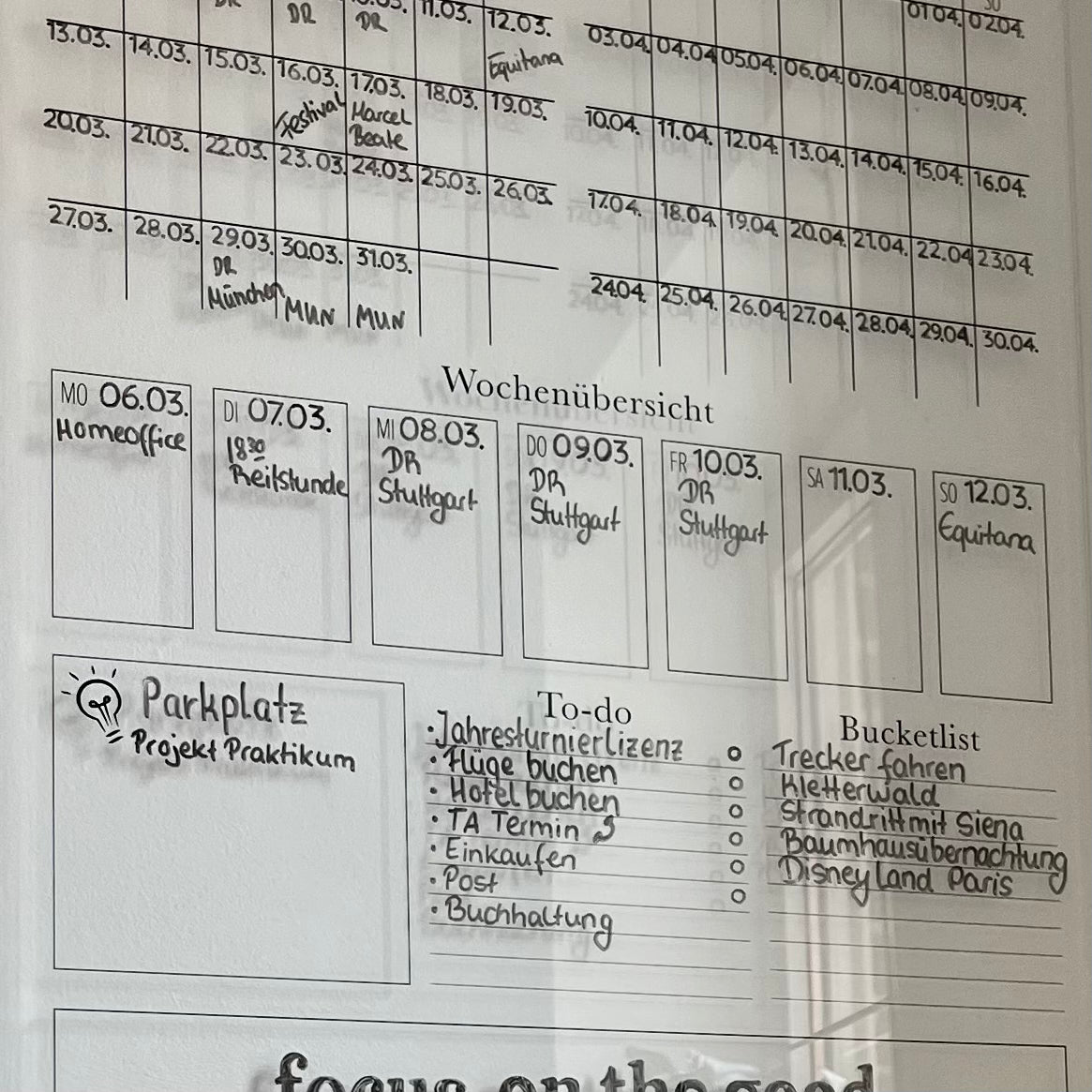 Hochkant 2-Monatsplaner mit Wochenübersicht & viel Platz für Notizen